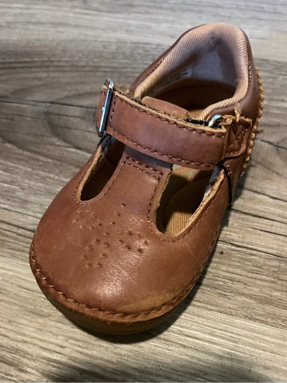 Stride Rite Soft Motion Lucianne baby shoes in sierra size 2